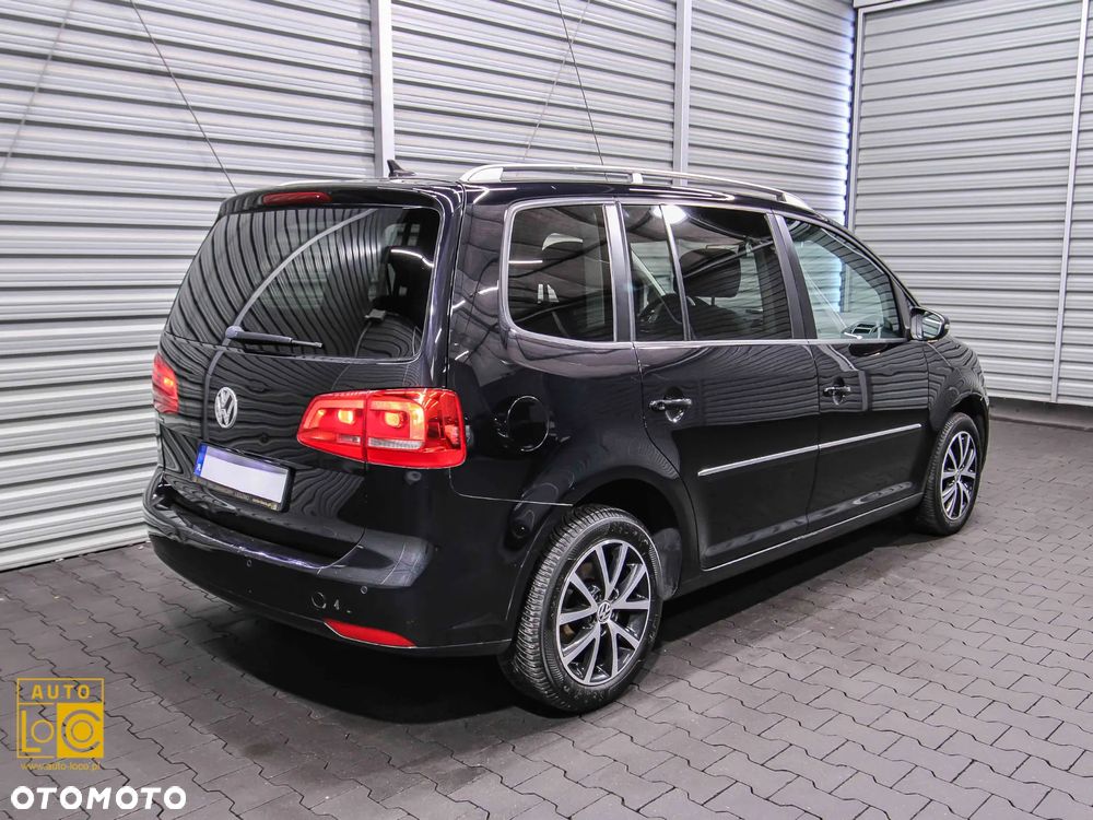 Volkswagen Touran 2.0 TDI Highline - 8