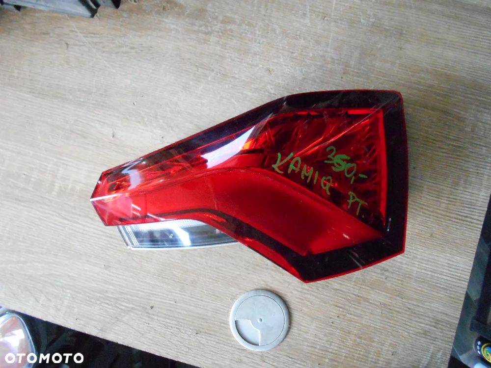 SKODA KAMIQ LAMPA PRAWY TYŁ EUROPA