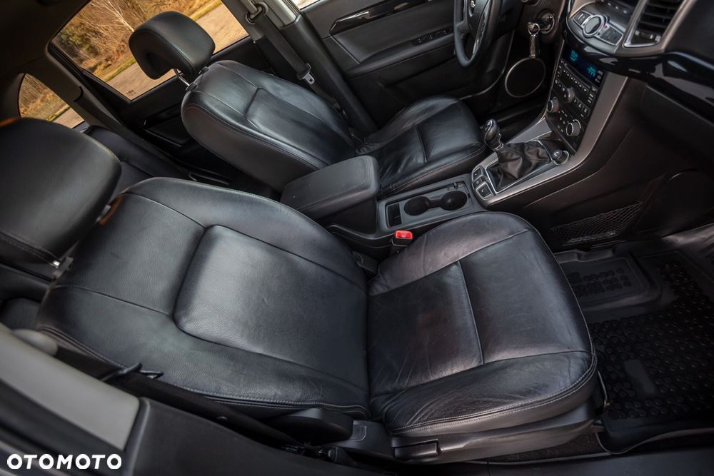 Chevrolet Captiva 2.2 4WD LTZ - 19