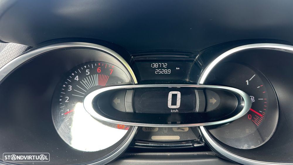 Renault Clio 0.9 TCe Limited - 8