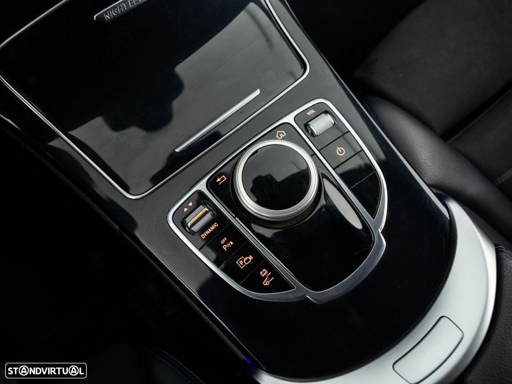 Mercedes-Benz C 300 de AMG Line - 25