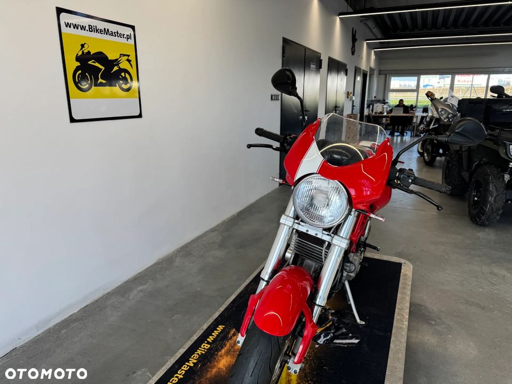 Ducati Monster - 32