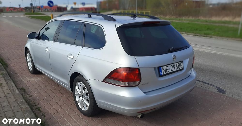Volkswagen Golf 1.6 TDI Comfortline - 6