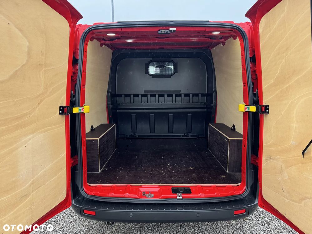 Ford Transit Custom 2023 photo 3