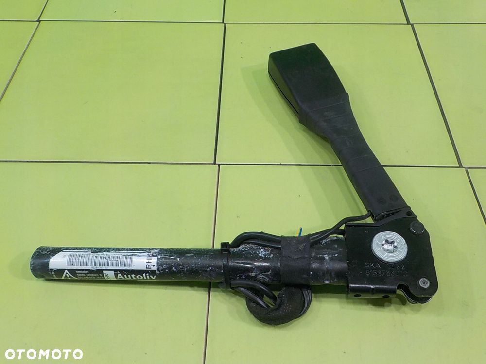 CORSA D LIFT 1.2 B 11r HB 5D napinacz zapinka pasa prawa przod 616046800C - 5