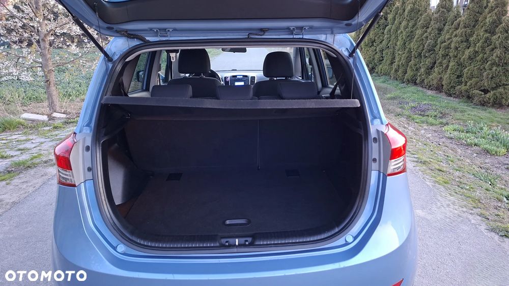 Hyundai ix20 1.4 blue - 11