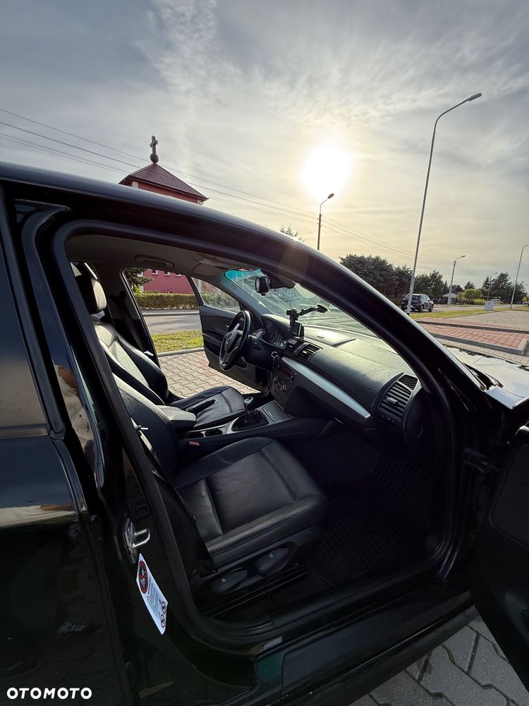 BMW Seria 1 116d - 24