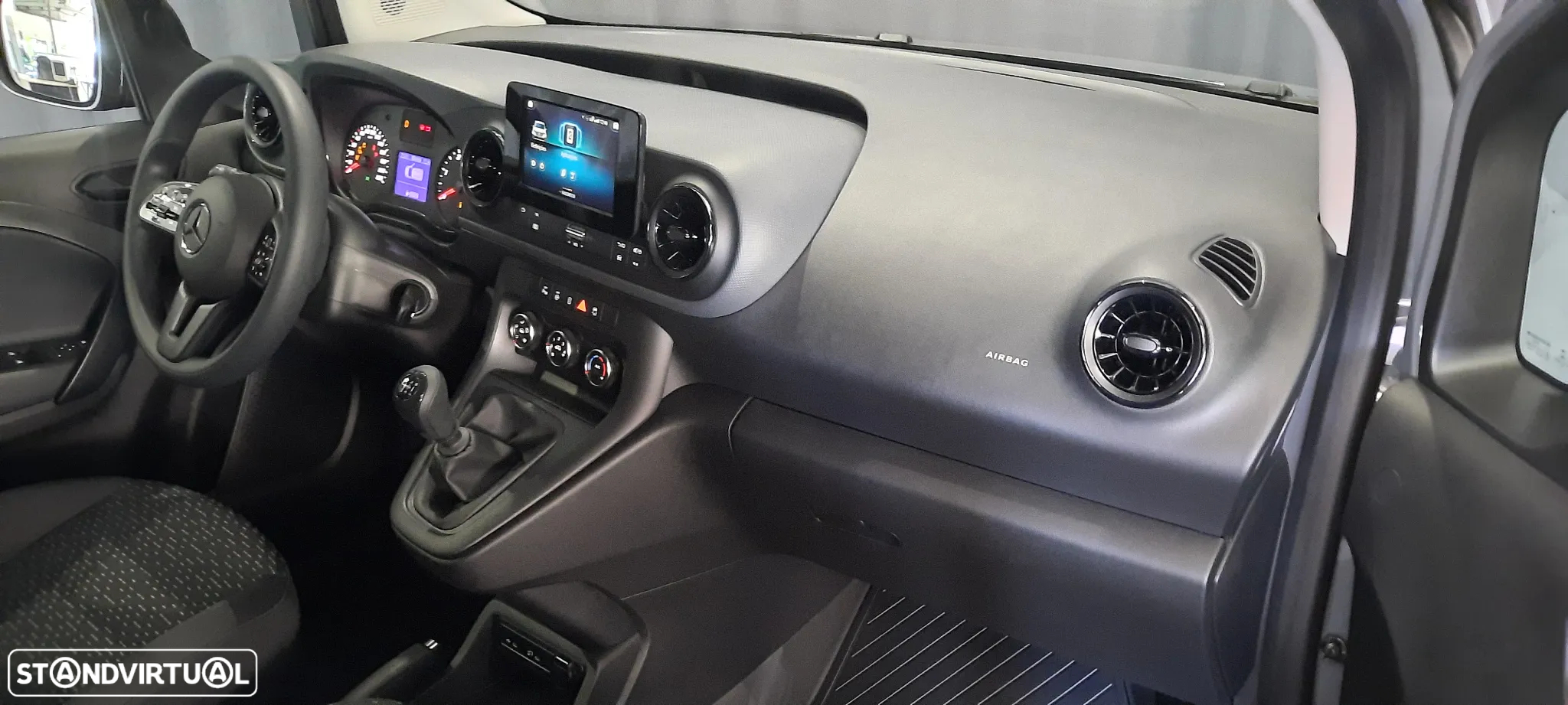 Mercedes-Benz Citan Van 110CDI/27 95cv Linha Pro 3 lugares 5 portas - 30