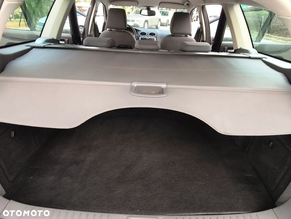 Ford Focus - 17