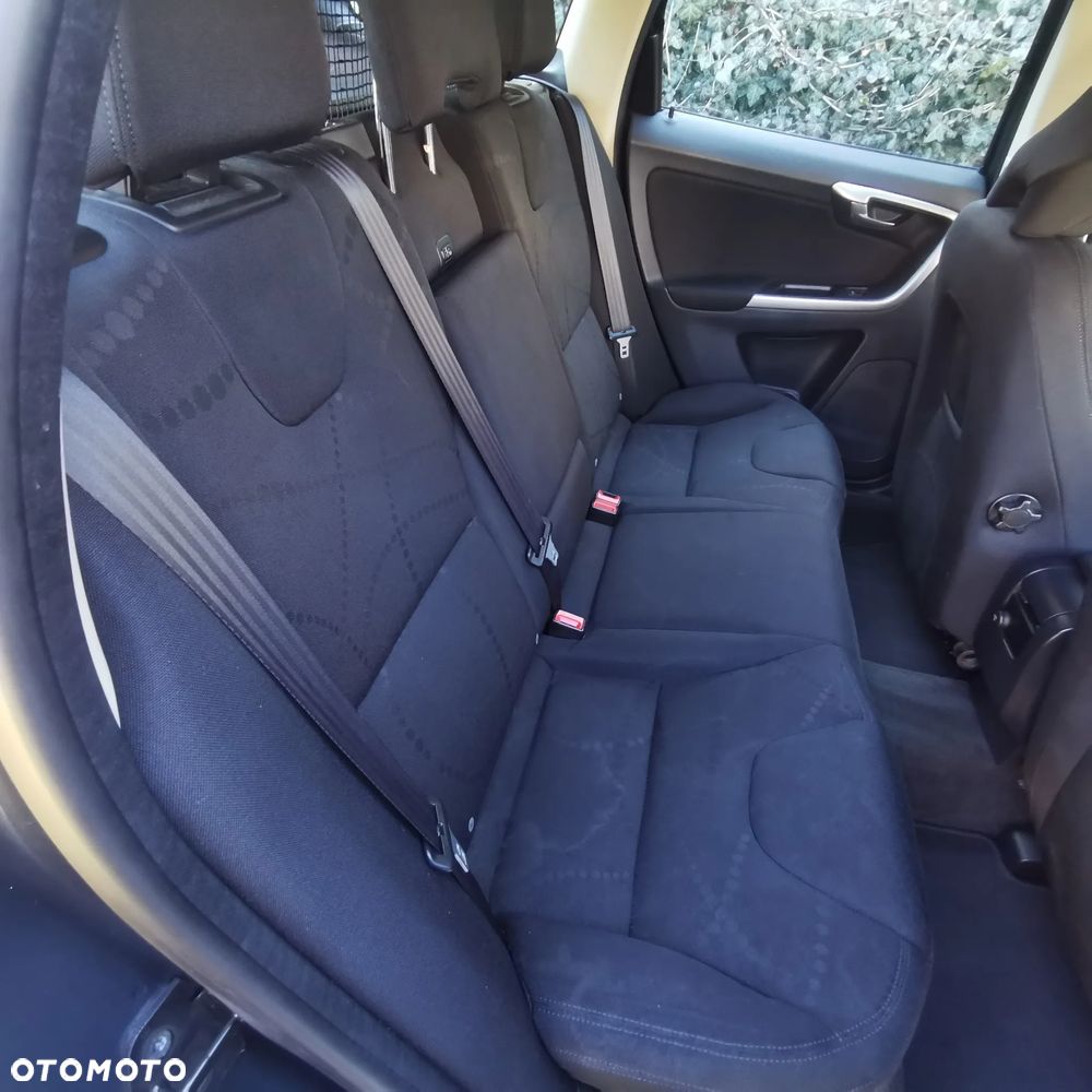 Volvo XC 60 D3 Kinetic - 14