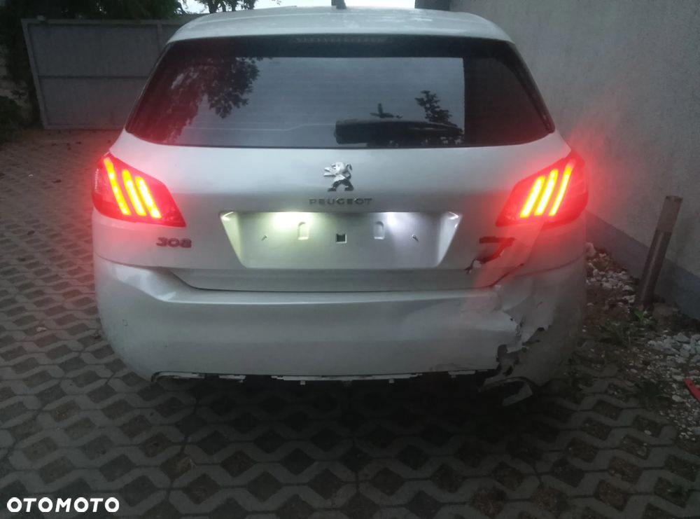 Peugeot 308 e-HDi 115 Stop & Start Allure - 15