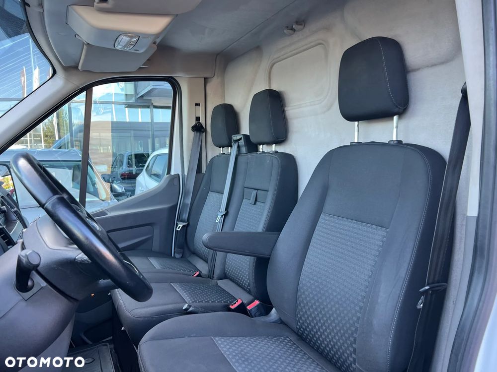 Ford transit - 23