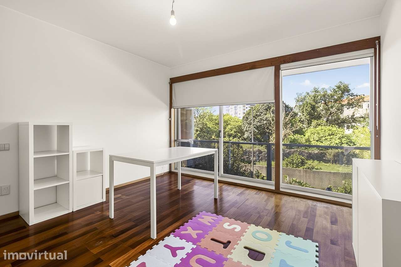 T3 Duplex com Jardim Privativo, O Conforto de uma Moradia  Porto - Grande imagem: 2/27