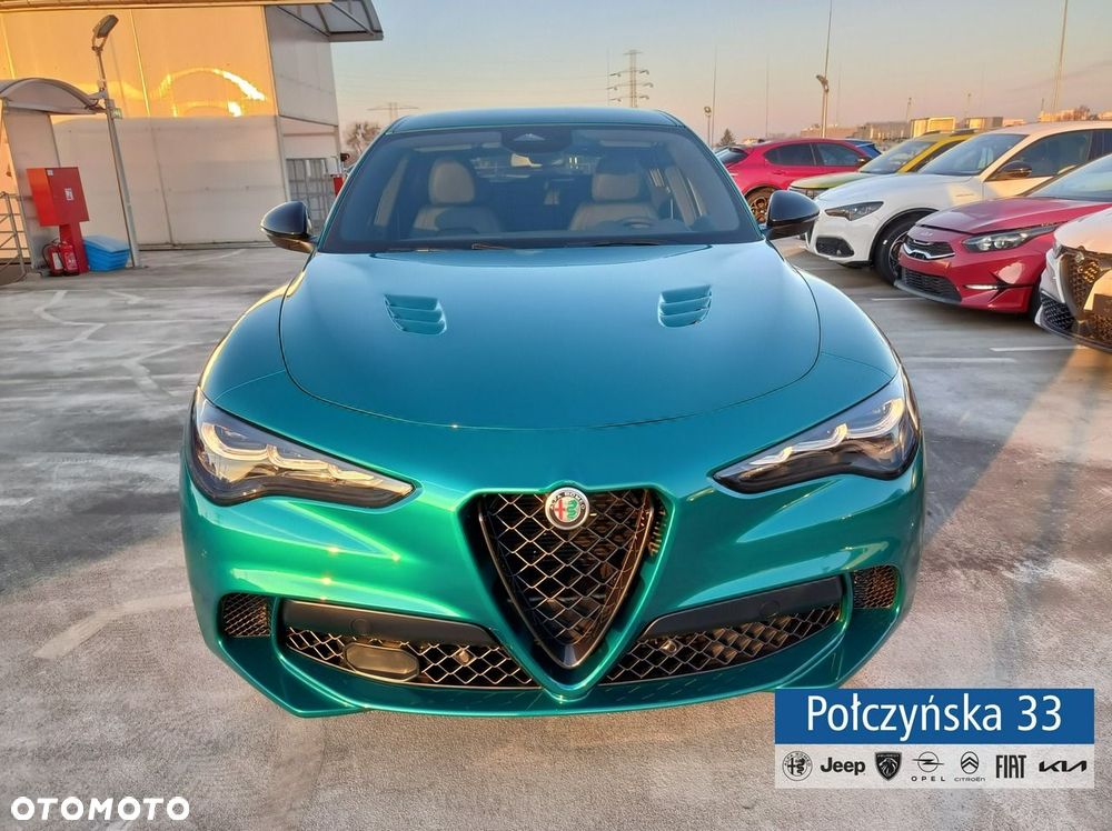 Alfa Romeo Stelvio - 7
