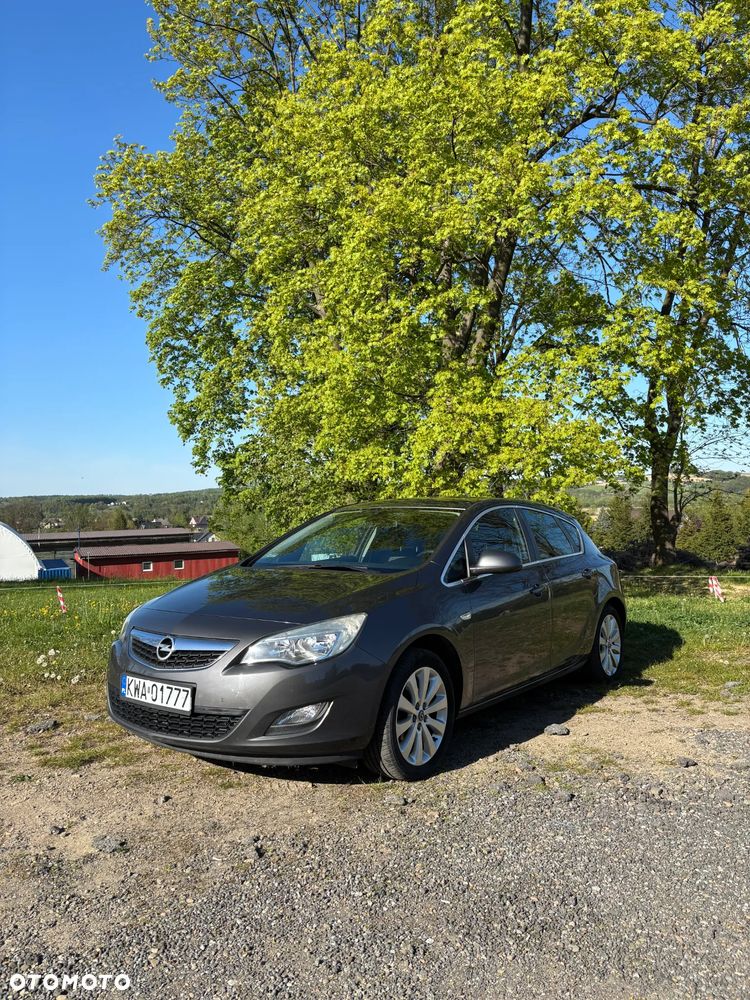 Opel Astra 1.4 T Cosmo - 3