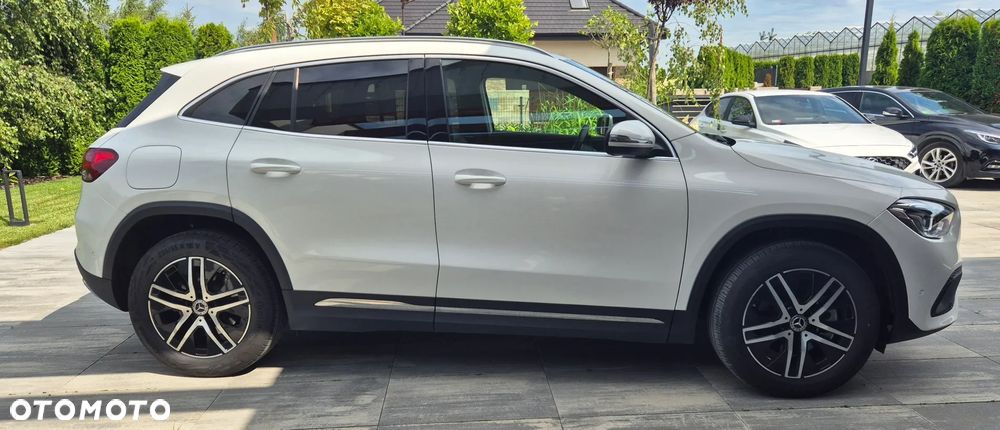 Mercedes-Benz GLA 250 e 8G-DCT - 6
