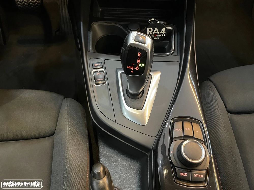 BMW 116 d Aut. Sport Line - 3