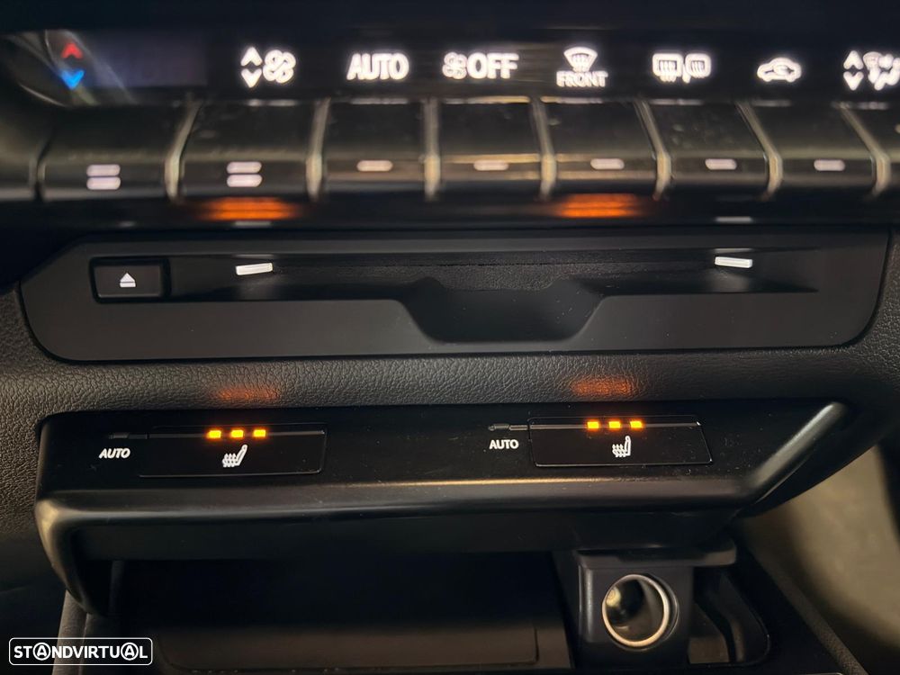 Lexus UX 250h F Sport - 31