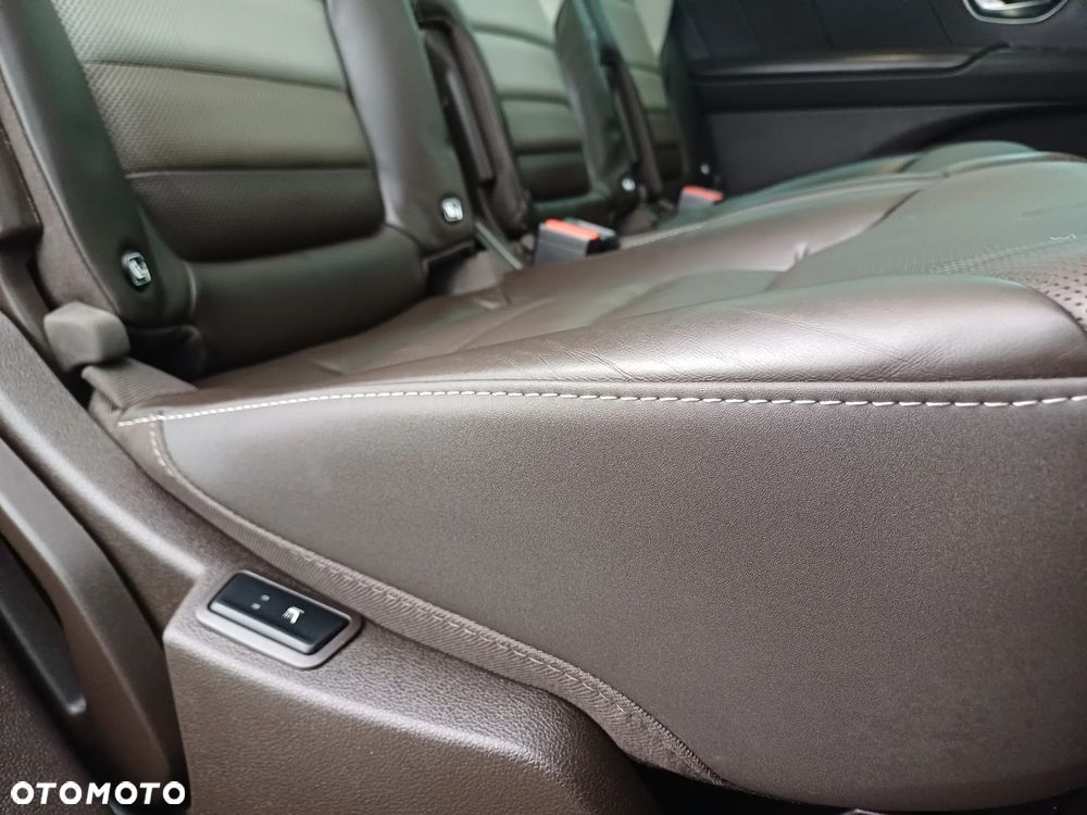 Renault Espace 1.6 dCi Energy Initiale Paris EDC 7os - 17