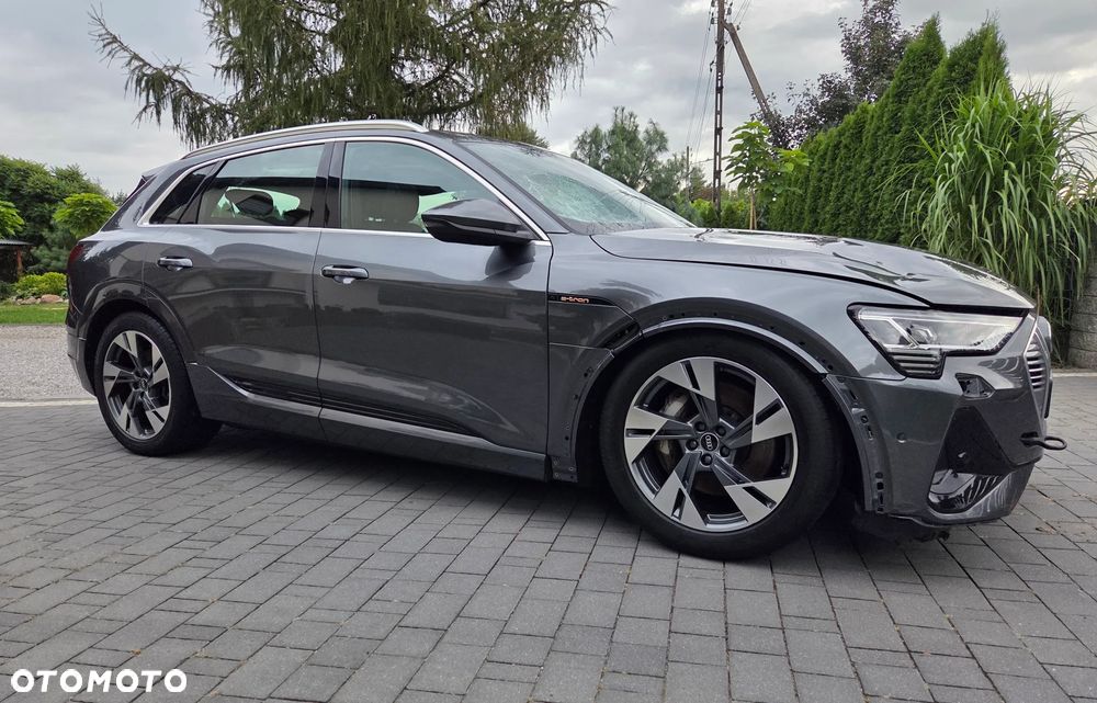 Audi e-tron 50 Quattro S Line - 8