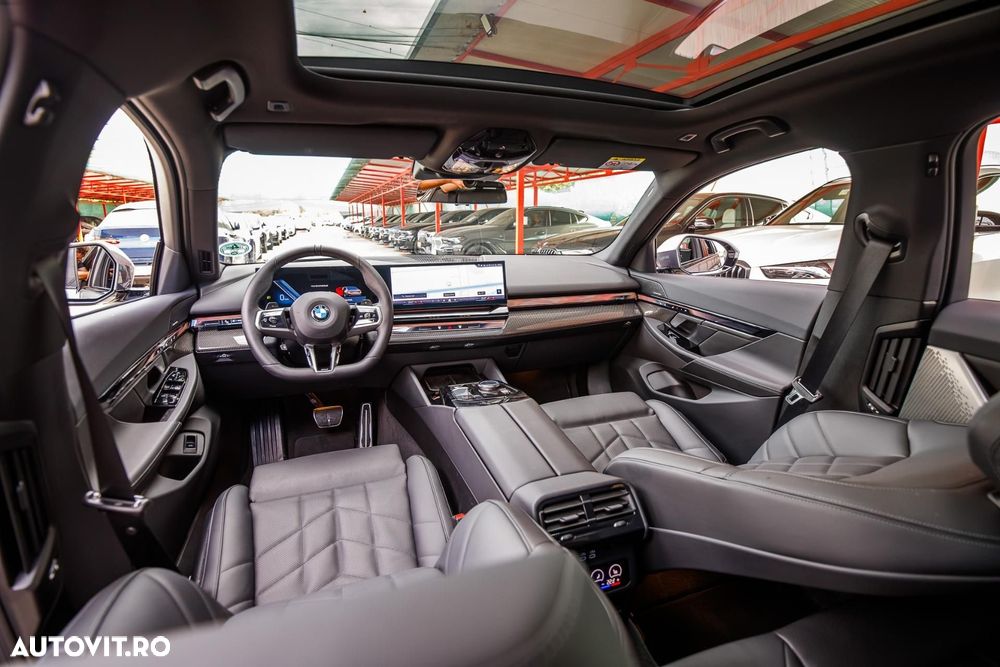 BMW Seria 5 520i AT MHEV - 13