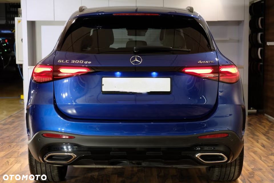 Mercedes-Benz GLC 300 de 4Matic 9G-TRONIC AMG Line Advanced - 7