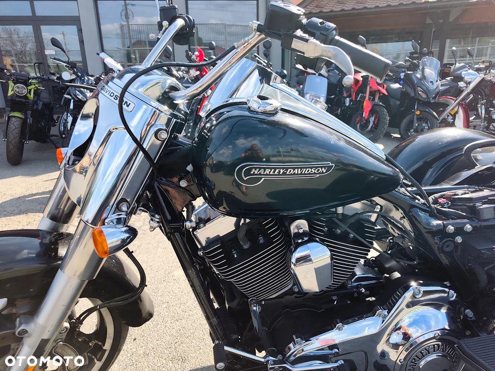 Harley-Davidson FLHTCU Ultra - 19