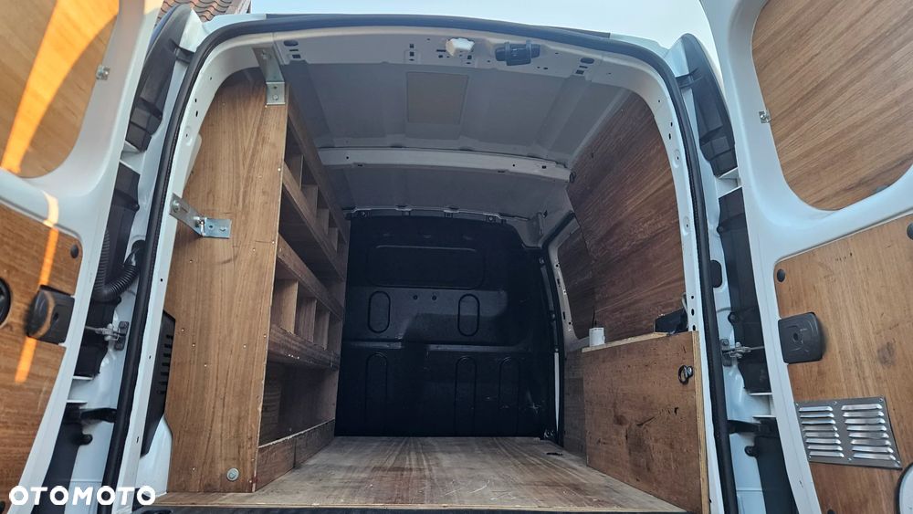 Renault KANGOO - 15