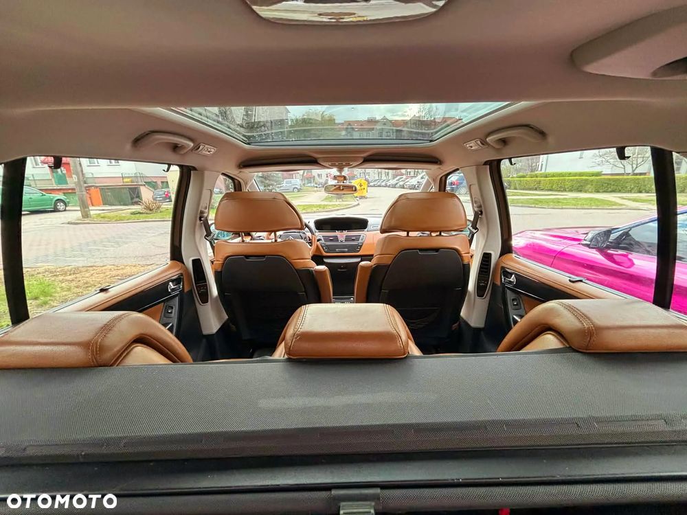 Citroën C4 Grand Picasso 2.0 HDi Exclusive - 15