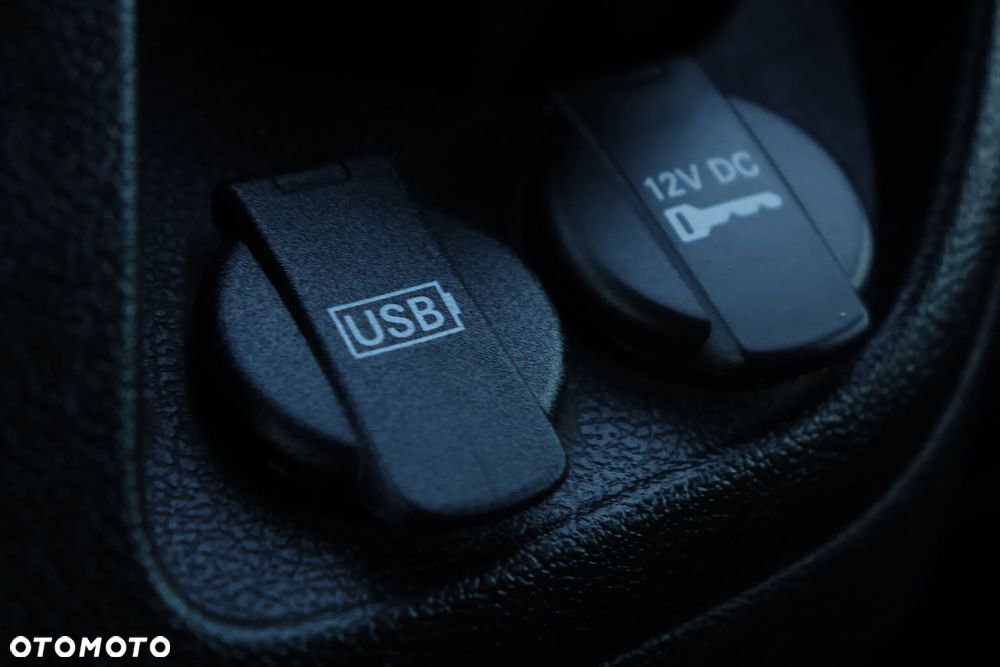 Peugeot Boxer 3-osobowy L4H2 najdłuższy - 22