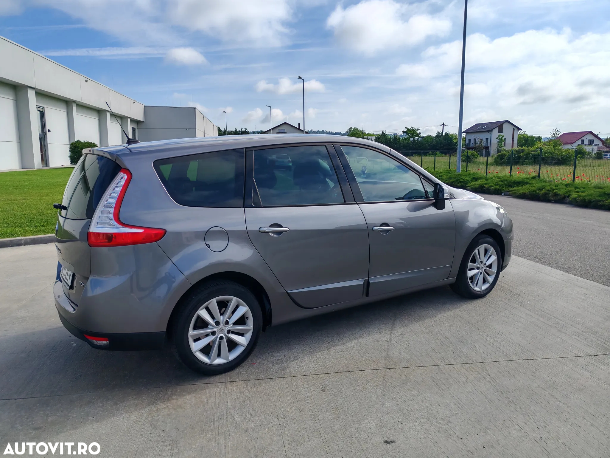 Renault Grand Scenic TCe 130 Dynamique - 15