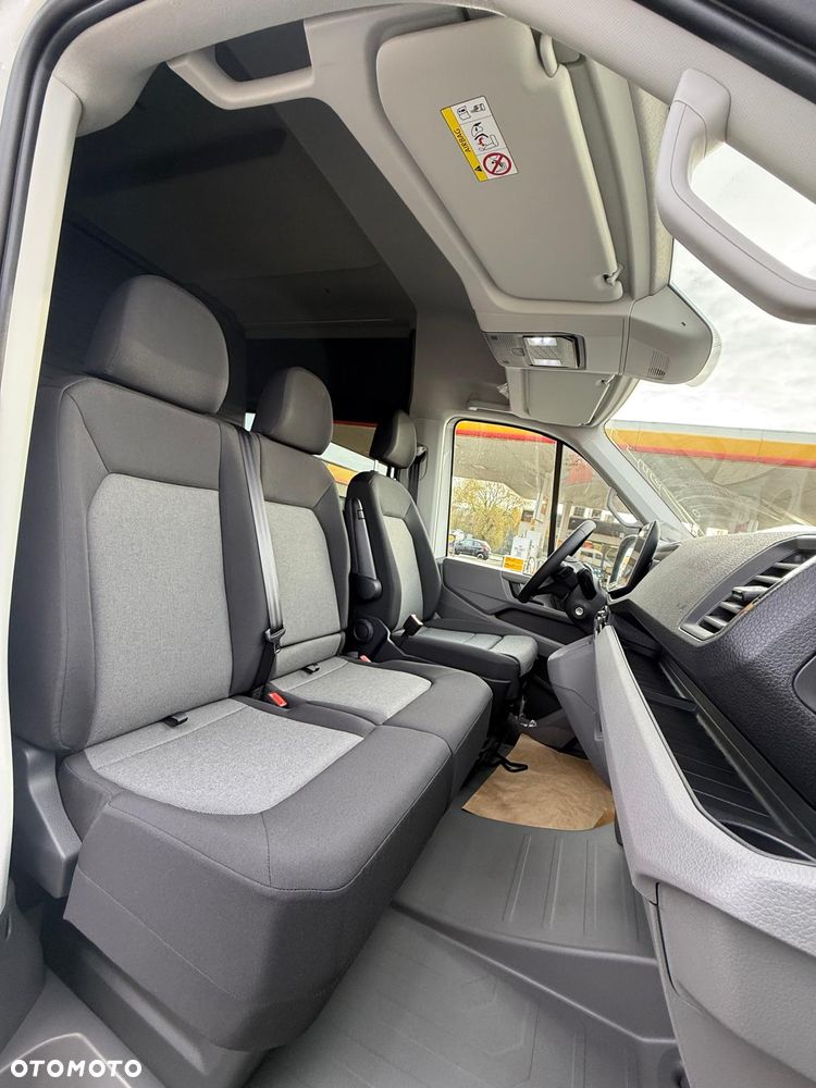 Volkswagen Crafter - 13