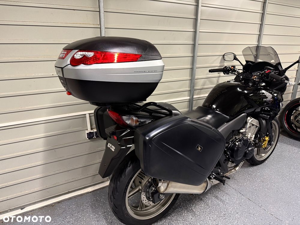 Honda CBF - 3