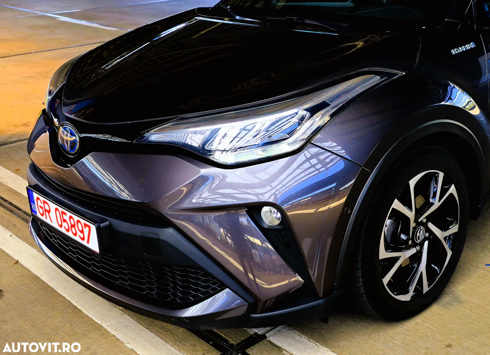 Toyota C-HR 2.0 Hybrid Team Deutschland - 5