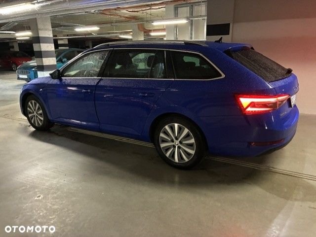Skoda Superb 2.0 TDI SCR Ambition DSG - 15