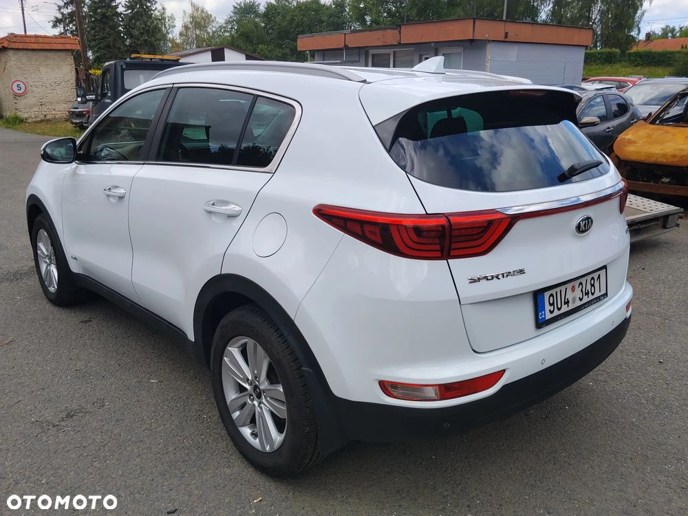 Kia Sportage - 4