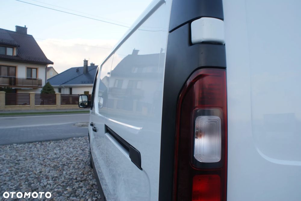 Renault Trafic - 21