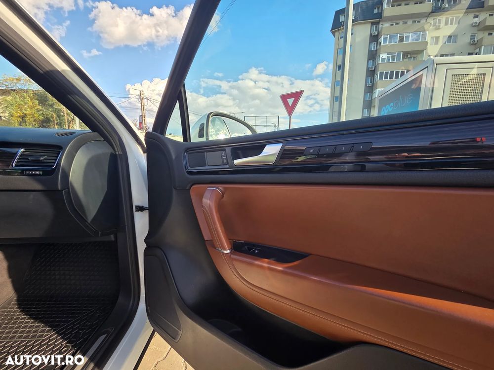 Volkswagen Touareg 3.0 V6 TDI Blue Motion DPF Automatik Edition X - 12