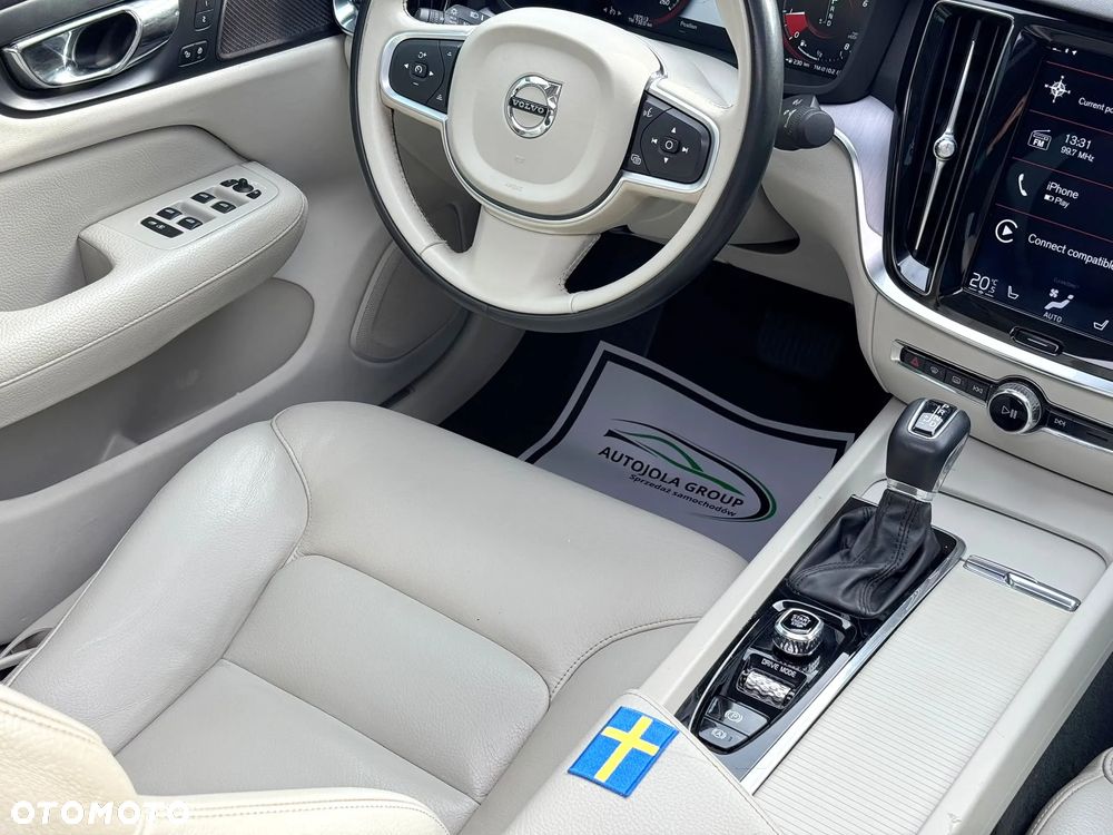 Volvo S60 T6 AWD Momentum Pro - 15