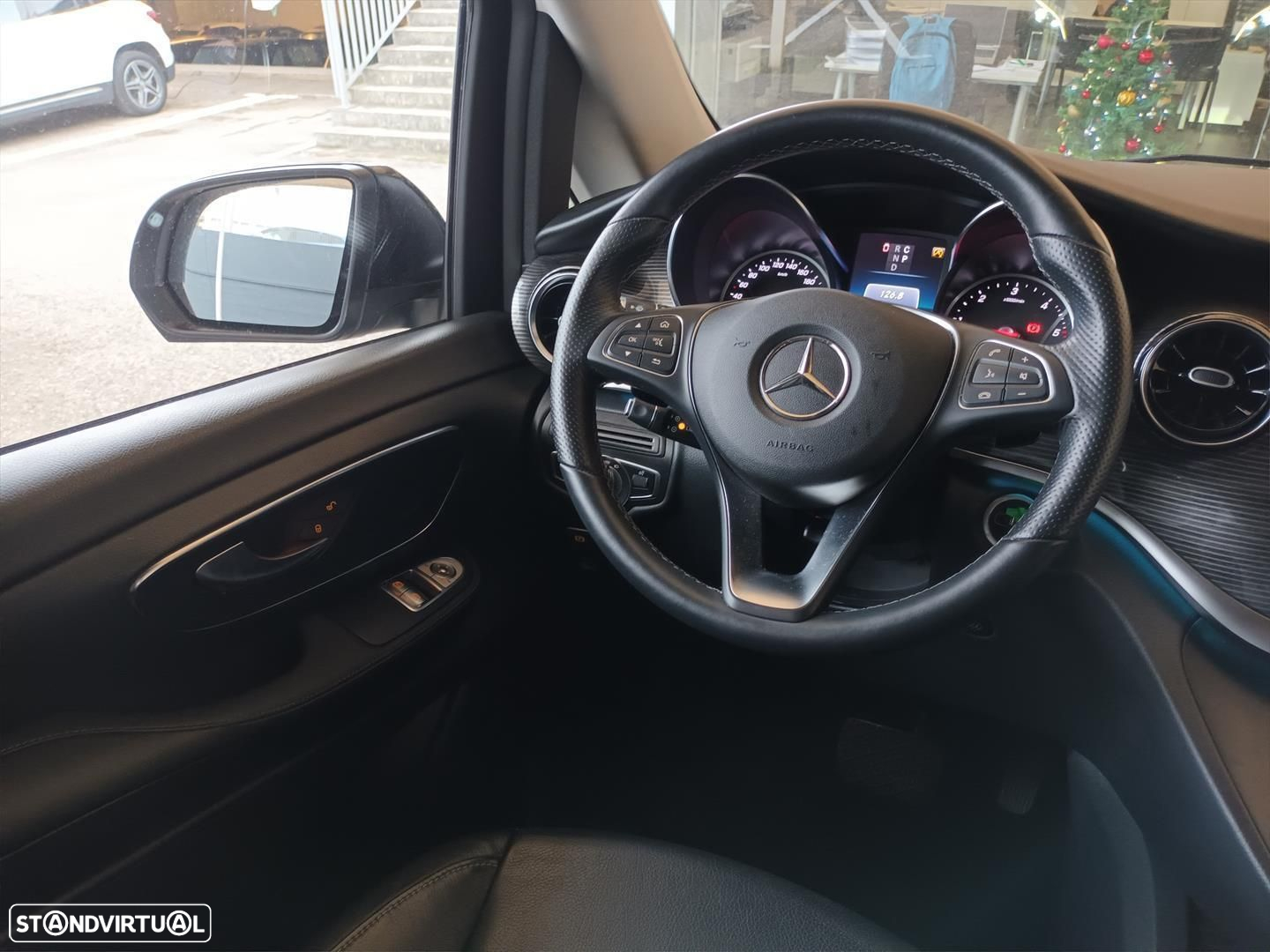 Mercedes-Benz V 250 d Longo Avantgarde - 17