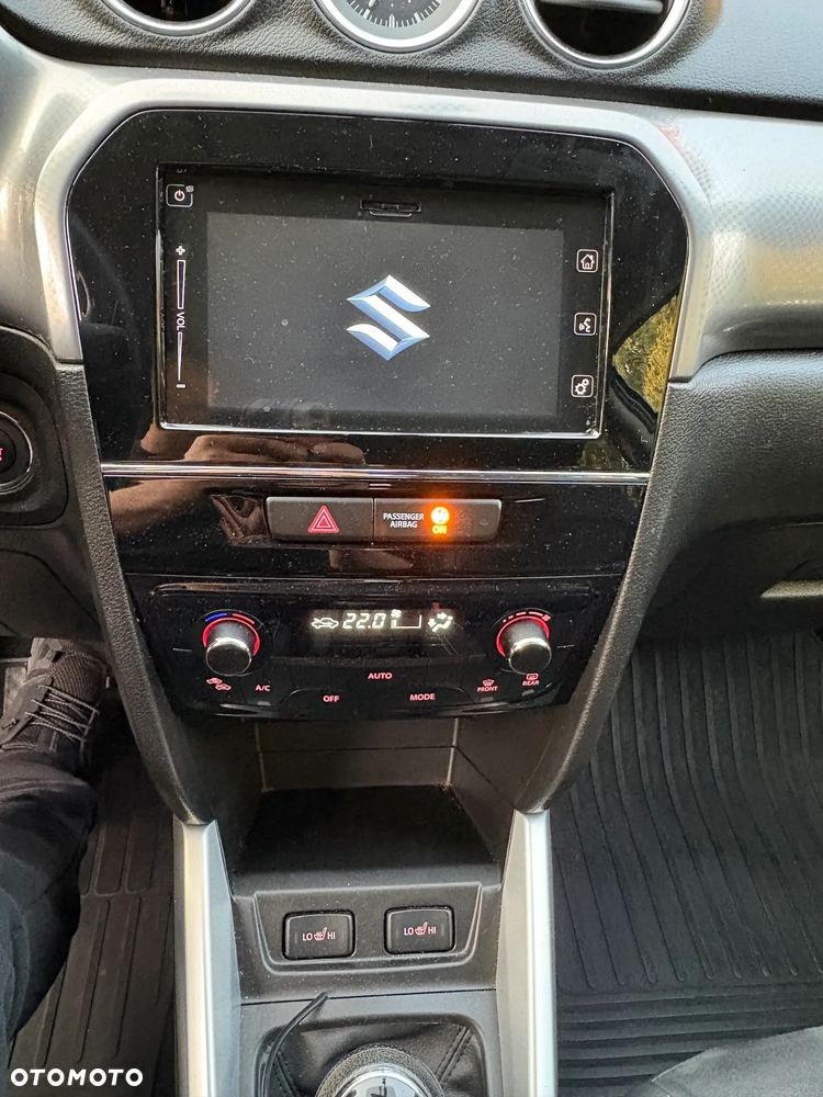 Suzuki Vitara 1.6 XLED 2WD - 19