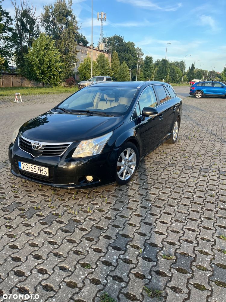 Toyota Avensis 2.0 D-4D 2010 - 1