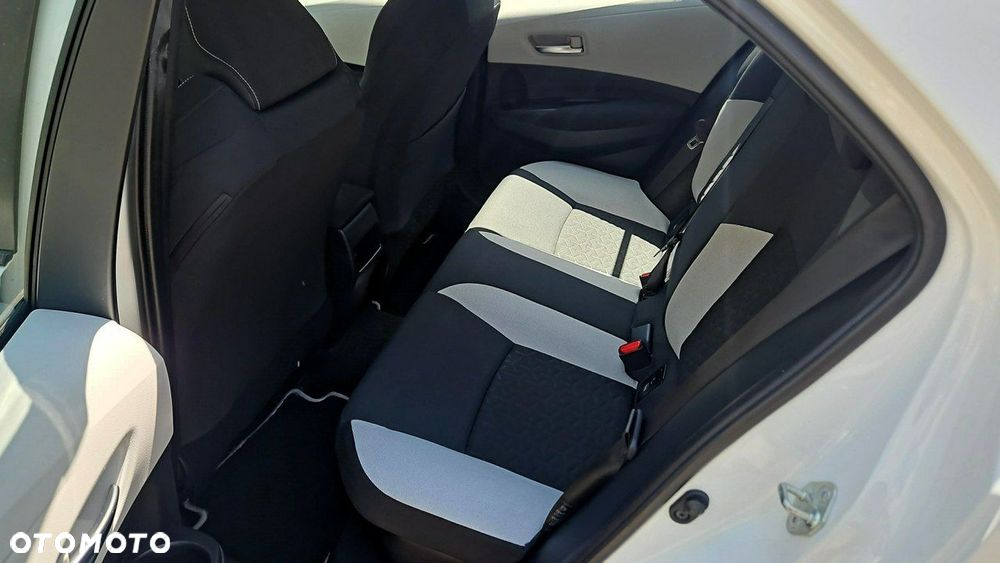 Toyota Corolla 1.8 Hybrid Comfort - 17