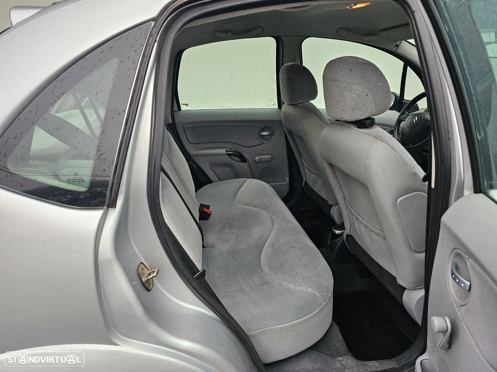 Citroën C3 1.4 16V Exclusive Sensodri. - 17