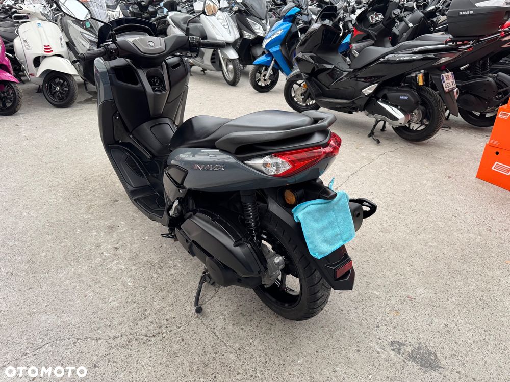 Yamaha NMAX - 5