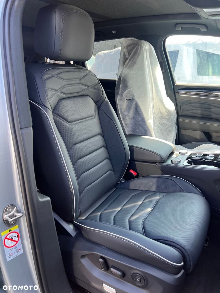 Volkswagen Touareg 3.0 V6 TDI 4Motion R-Line Final Edition - 4