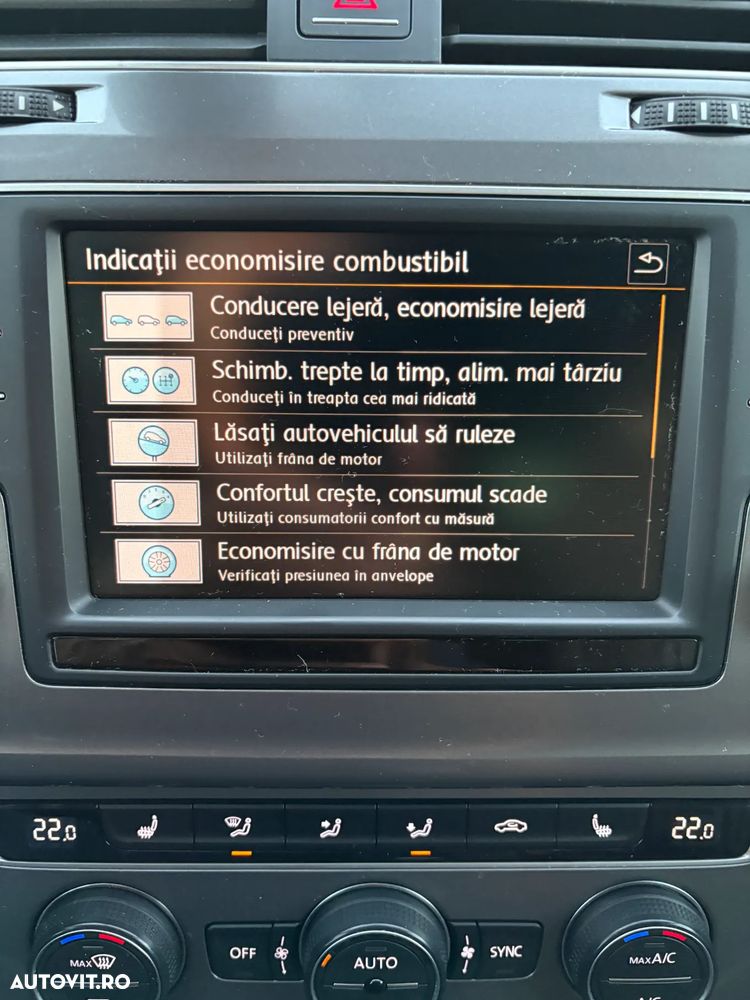 Volkswagen Golf 2.0 TDI SCR Highline - 13