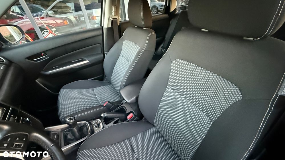 Suzuki Vitara - 22