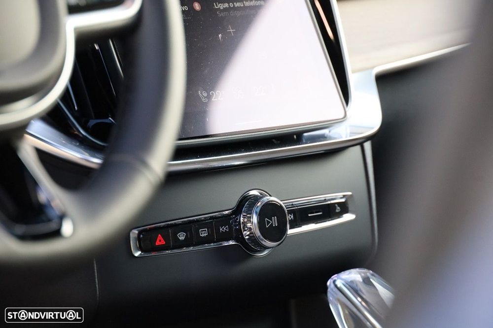 Volvo XC 90 2.0 T8 PHEV Plus Bright AWD - 19