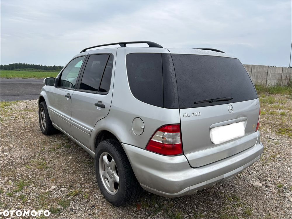 Mercedes-Benz ML - 6